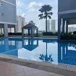 Dalamanda 3Pax Sunway Velocity Balcony Cityview