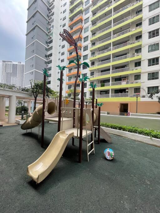 Dalamanda 3pax Sunway Velocity Balcony Cityview Pangsapuri *