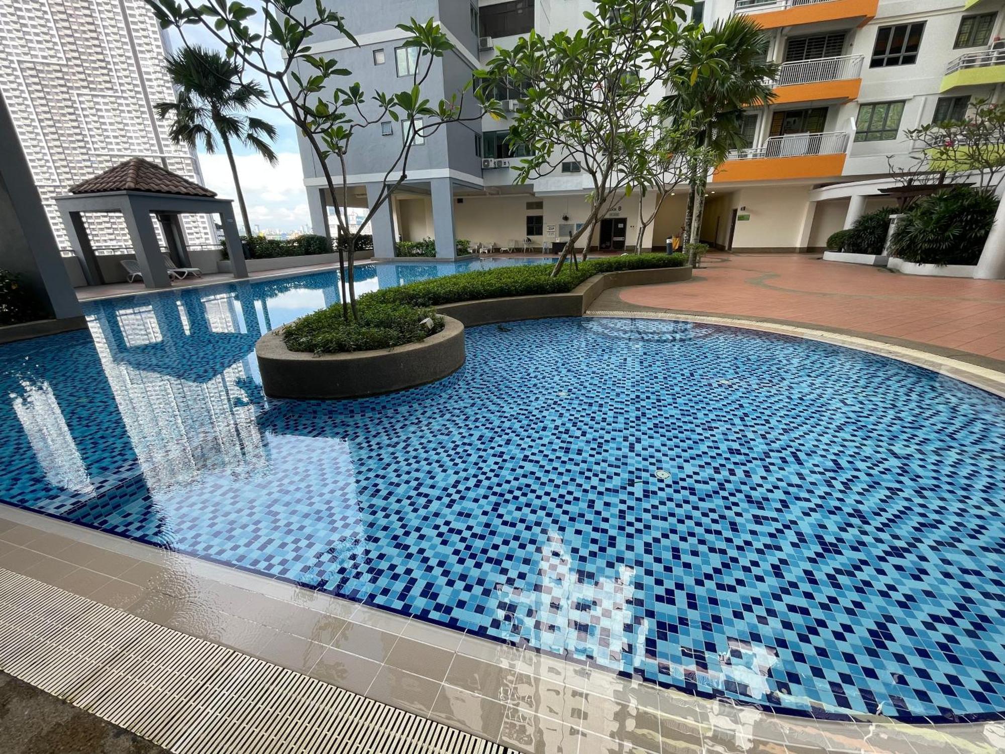 Pangsapuri Dalamanda 3pax Sunway Velocity Balcony Cityview *